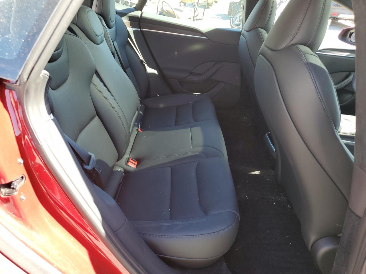 Tesla Model S Image 4