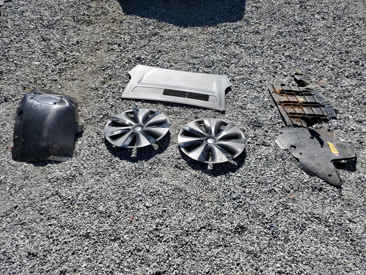 Tesla Model S Image 13