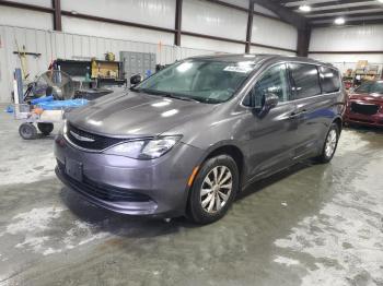  Salvage Chrysler Pacifica