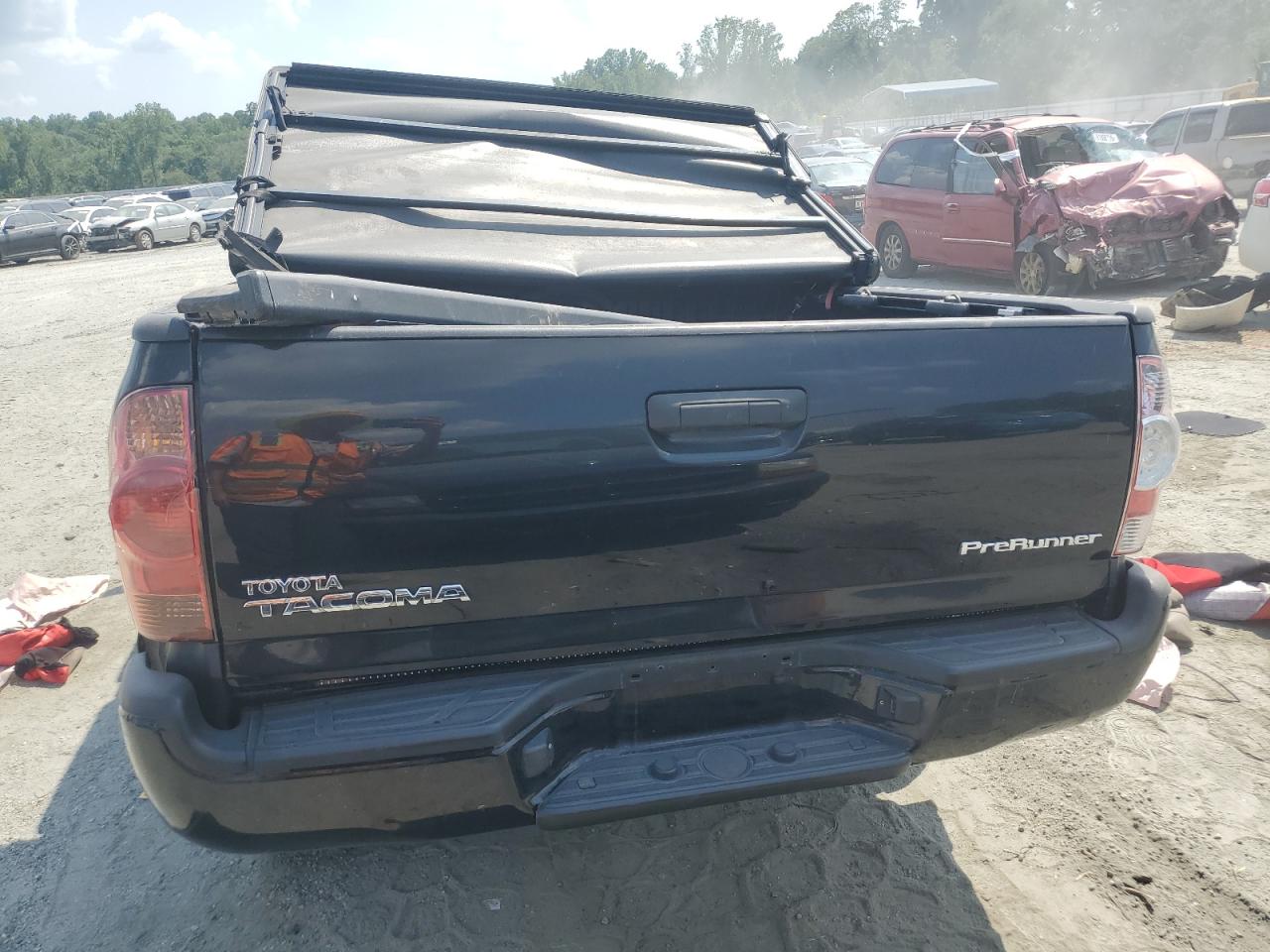 Toyota Tacoma Double Cab Prerunner Image 11