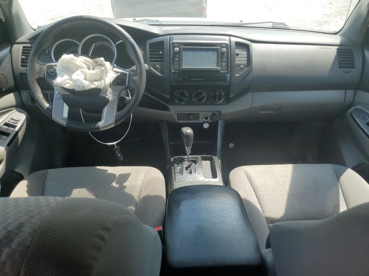 Toyota Tacoma Double Cab Prerunner Image 9