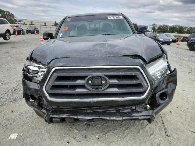 Toyota Tacoma Double Cab Image 6