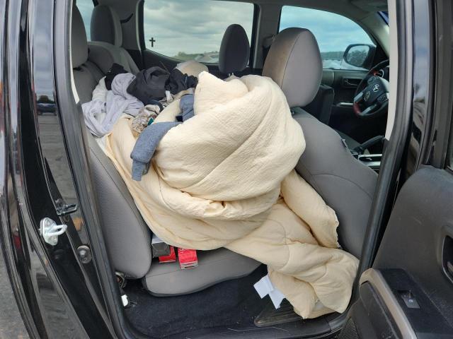 Toyota Tacoma Double Cab Image 9