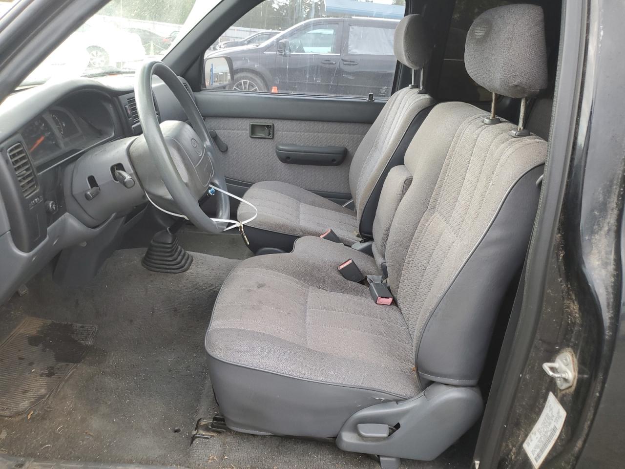 Toyota Tacoma Xtracab Image 6