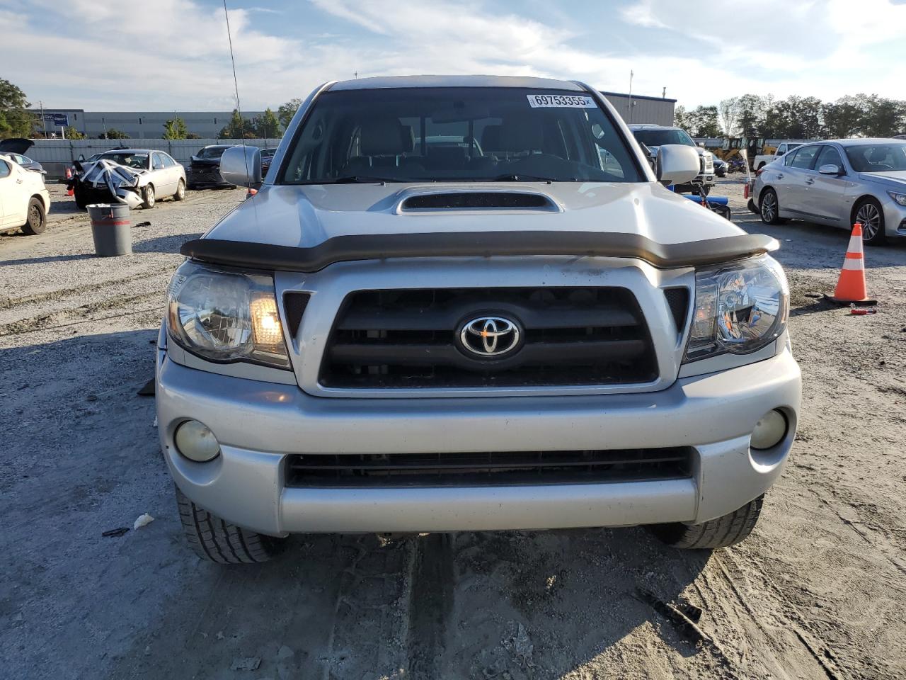 Toyota Tacoma Double Cab Prerunner Image 2