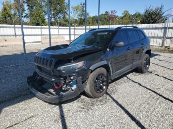  Salvage Jeep Cherokee