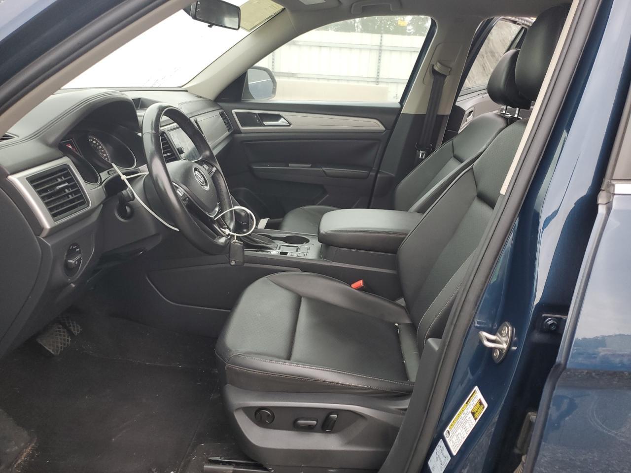 Volkswagen Atlas Se Image 2