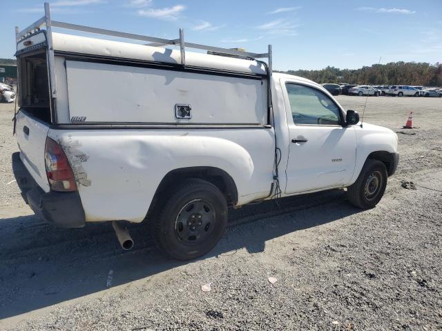 Toyota Tacoma Image 4