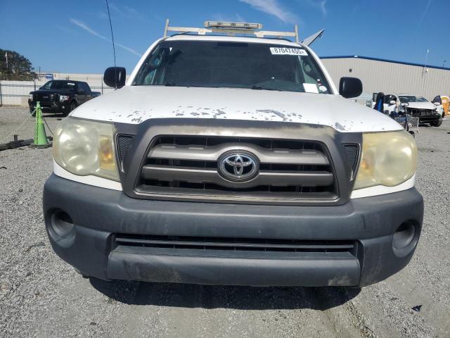 Toyota Tacoma Image 5