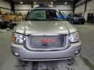 GMC Envoy Xuv Image 2