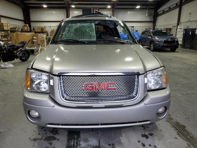 GMC Envoy Xuv Image 2