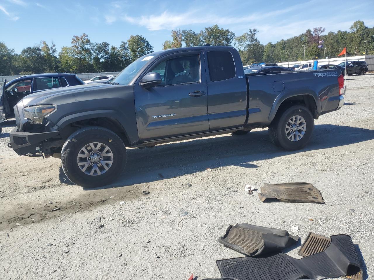Toyota Tacoma Access Cab Image 1