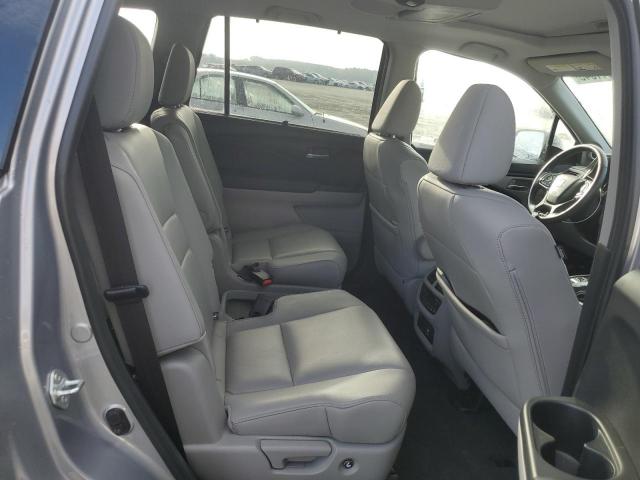 Honda Pilot Touring Image 11