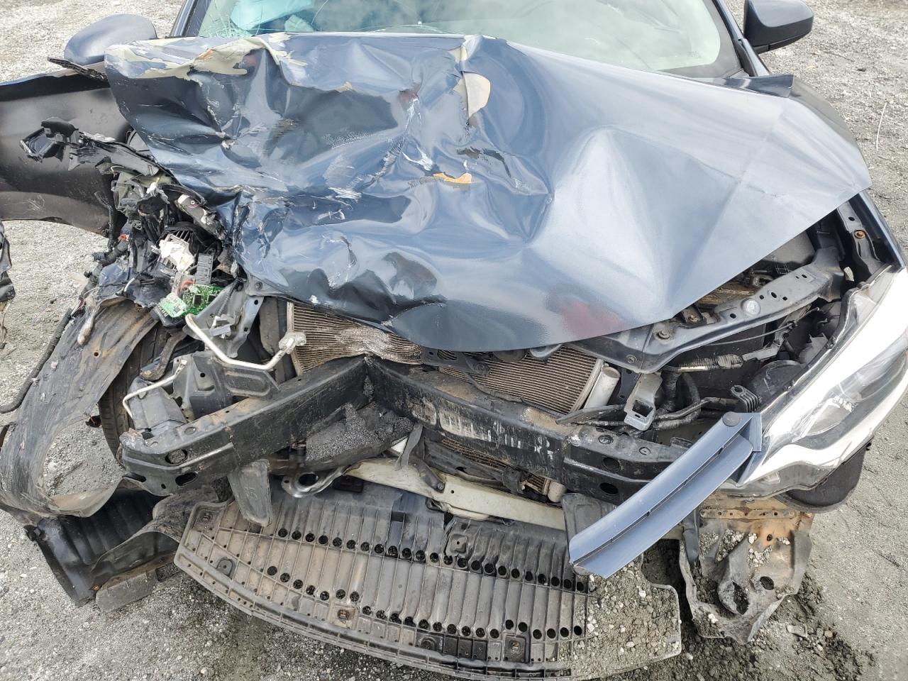 Toyota Corolla L Image 8