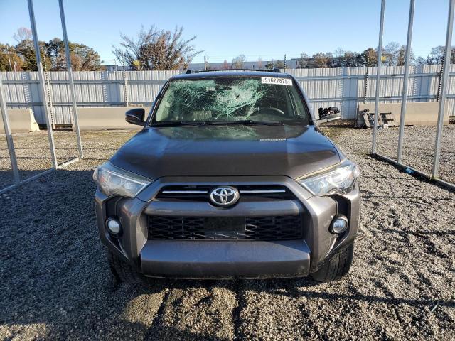 Toyota 4Runner Sr5 Image 10