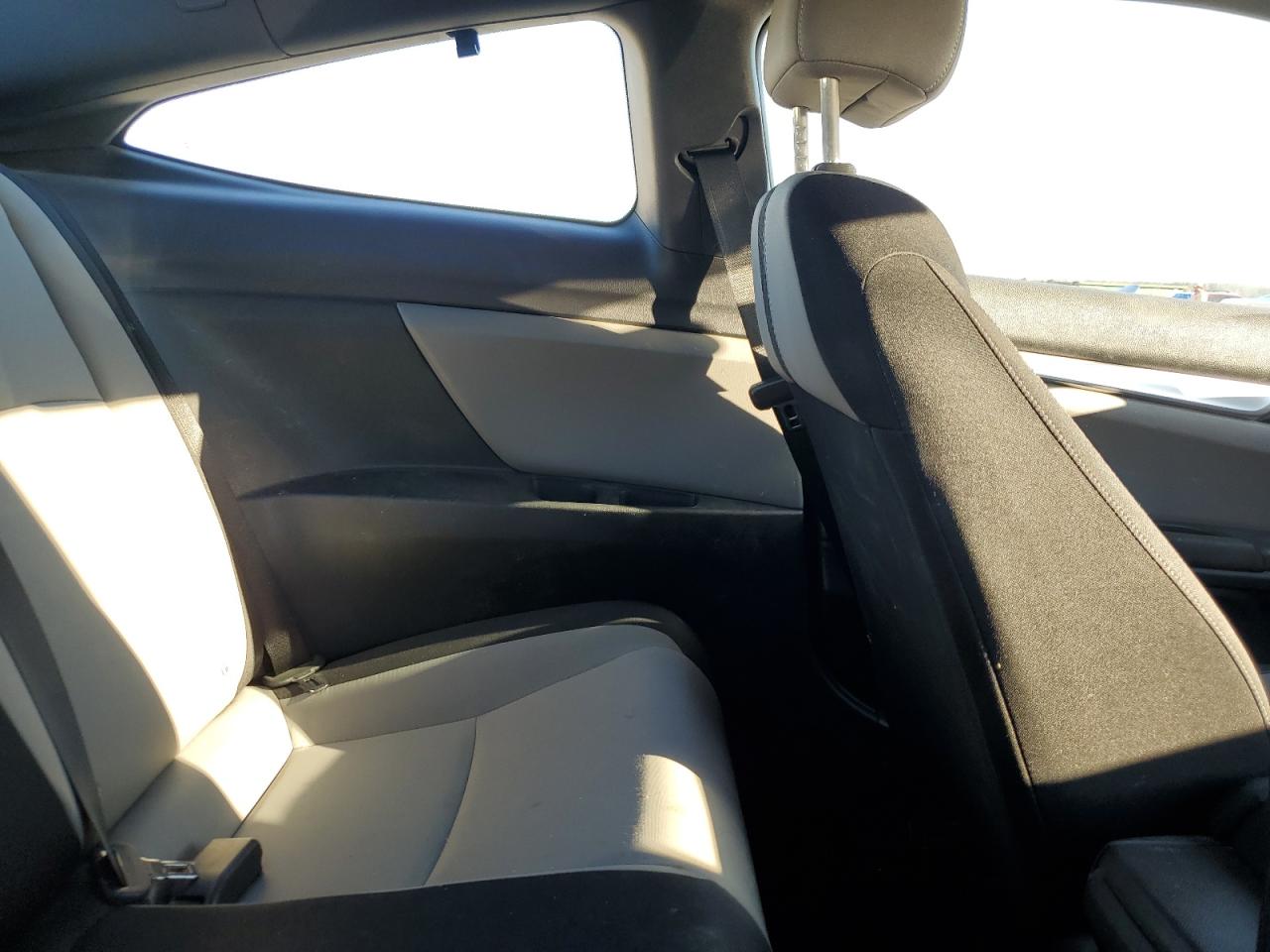 Honda Civic Lx Image 5