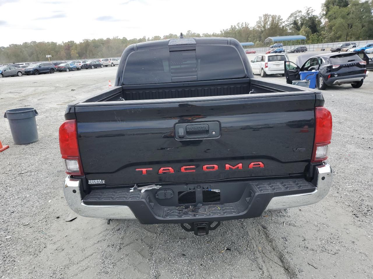 Toyota Tacoma Double Cab Image 6