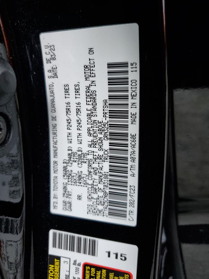 Toyota Tacoma Double Cab Image 4