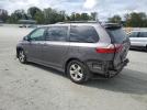 Toyota Sienna Le Image 13