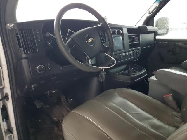 Chevrolet Express Image 10