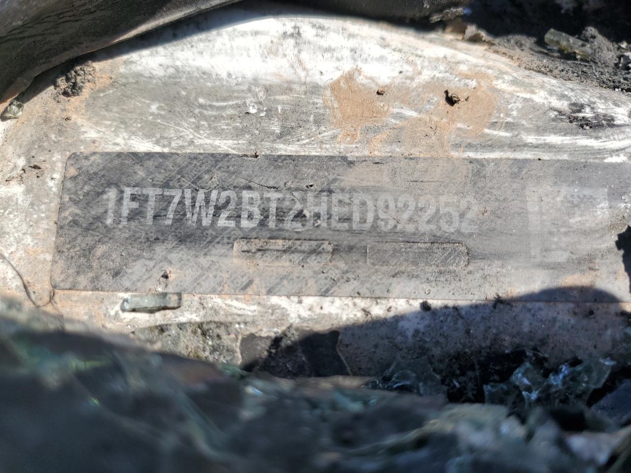 Ford F-250 Super Duty Image 12