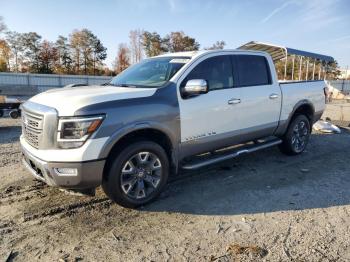  Salvage Nissan Titan