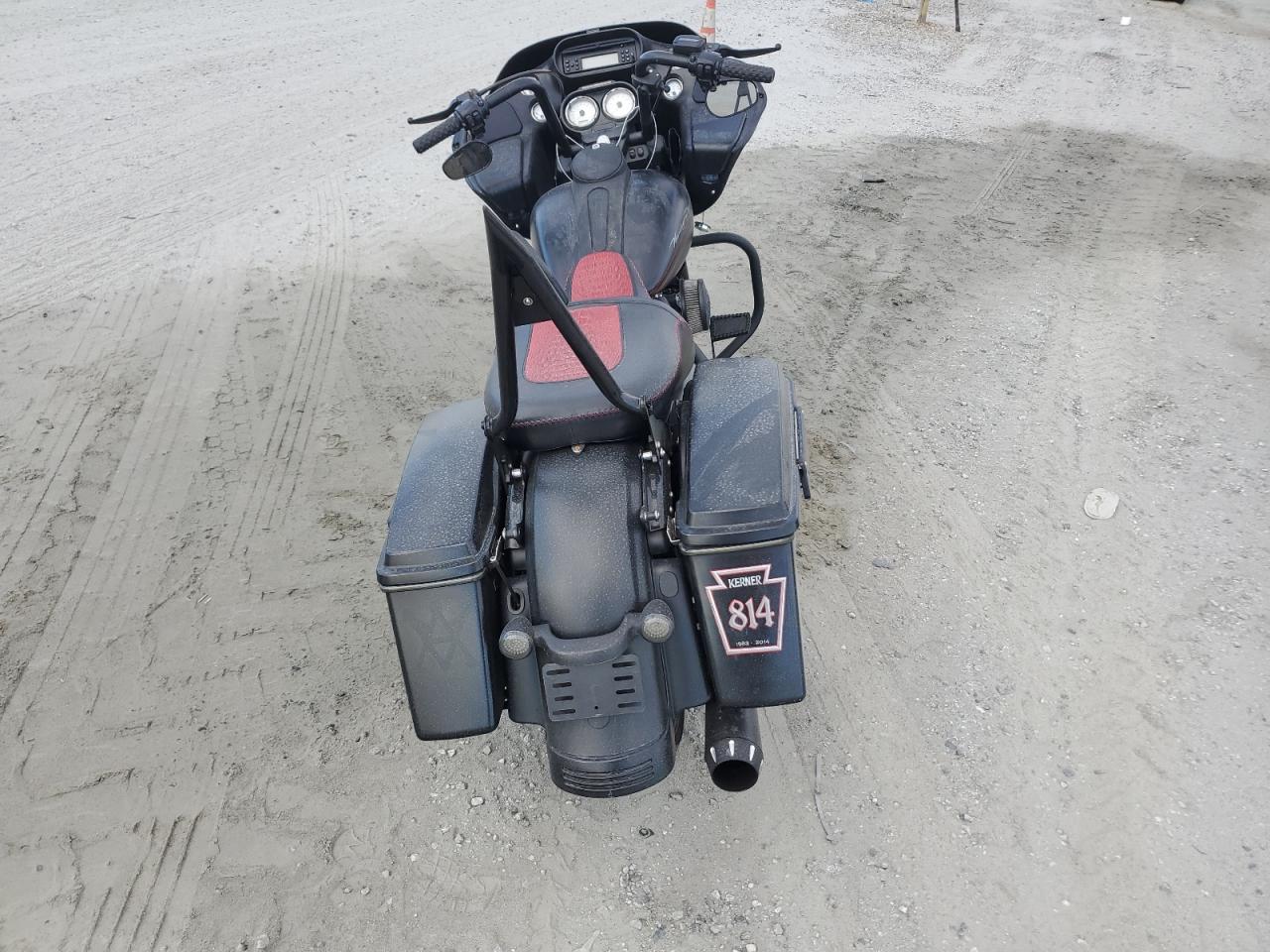 Harley-Davidson Fl Road Glide Custom Image 4