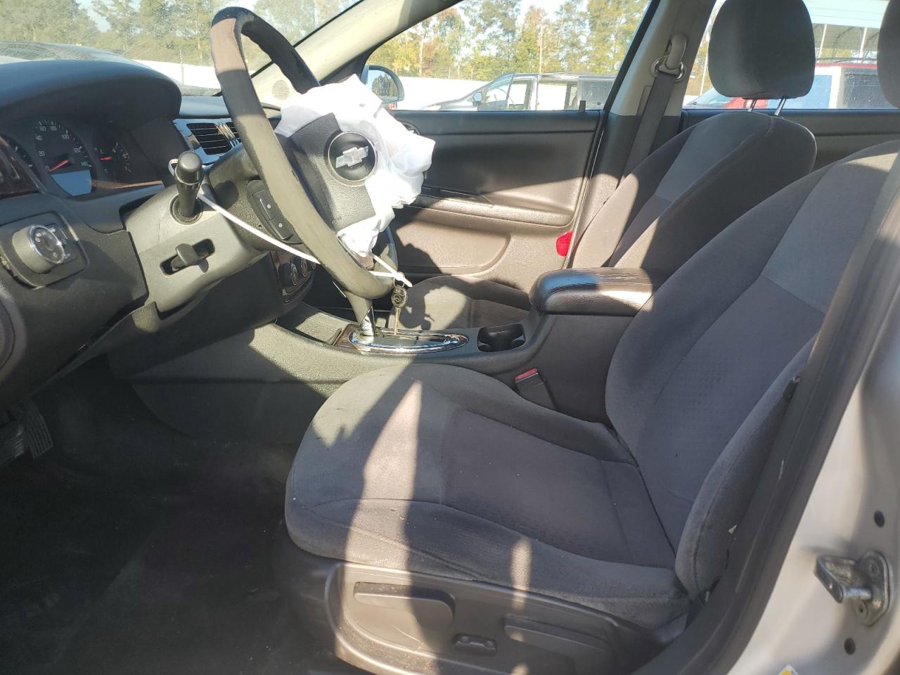 Chevrolet Impala Ls Image 2