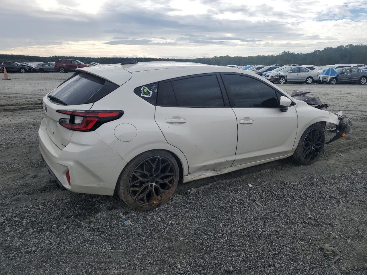 Subaru Impreza Sport Image 3