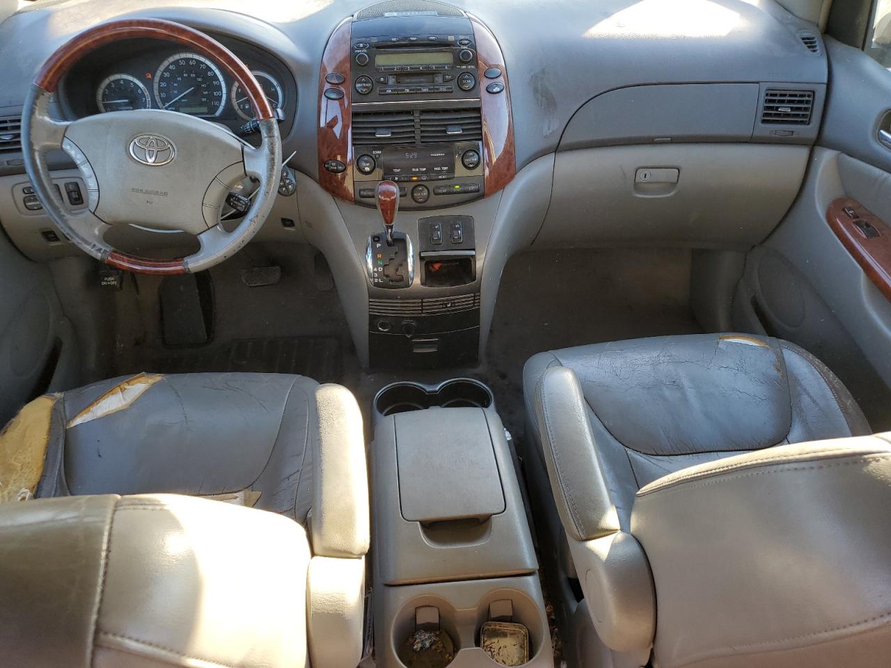 Toyota Sienna Xle Image 8