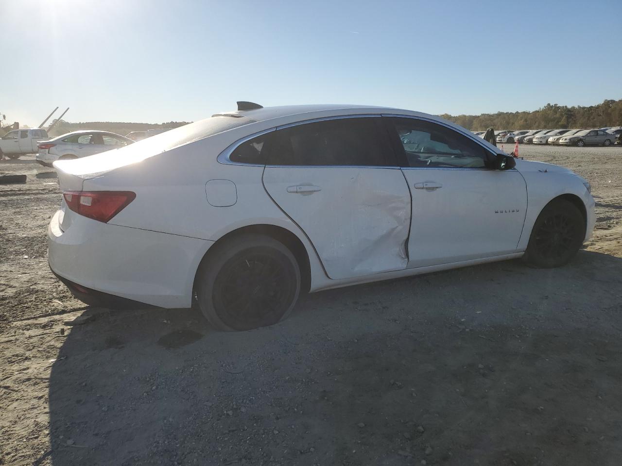 Chevrolet Malibu L Image 12