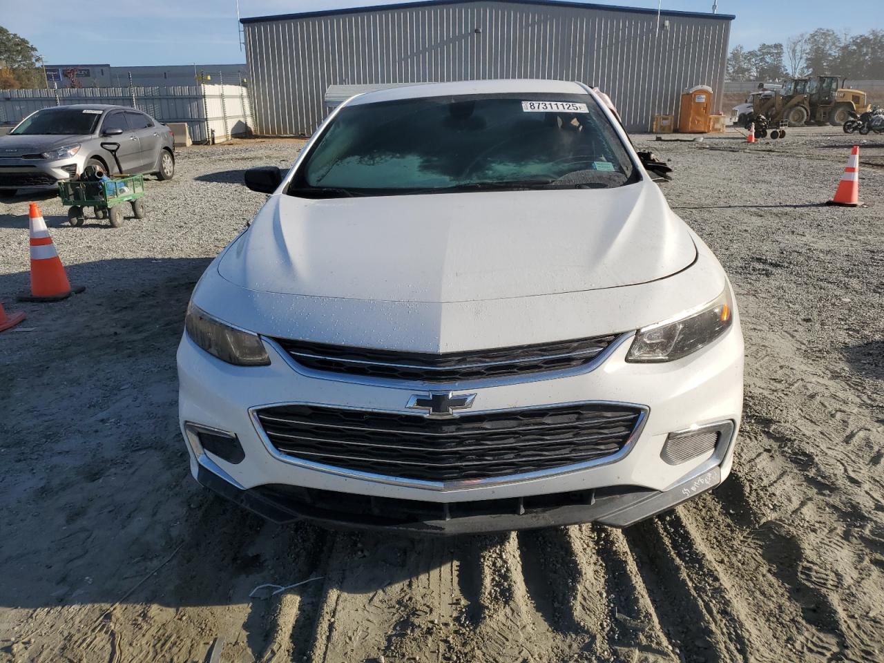 Chevrolet Malibu L Image 3