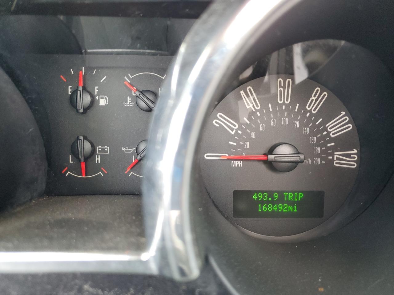 Ford Mustang Image 8