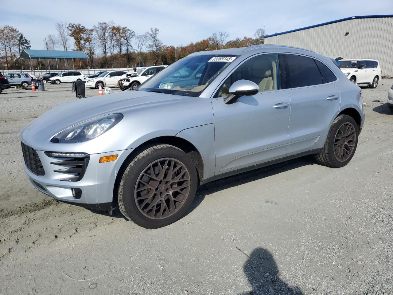 Porsche Macan S Image 1