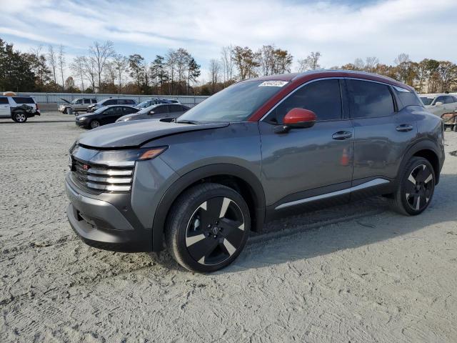  Salvage Nissan Kicks