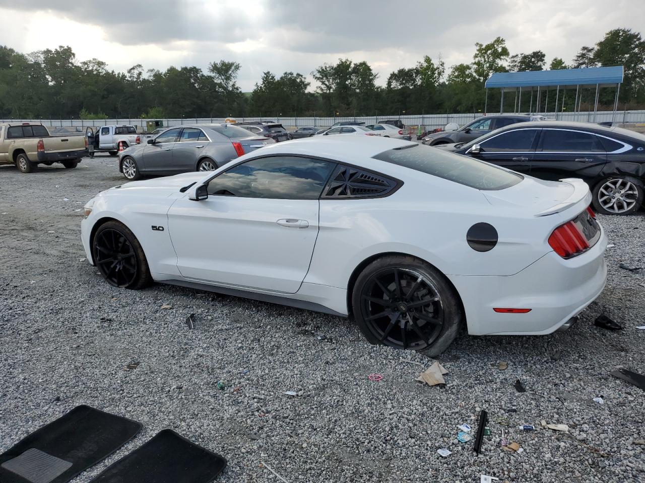 Ford Mustang Gt Image 2