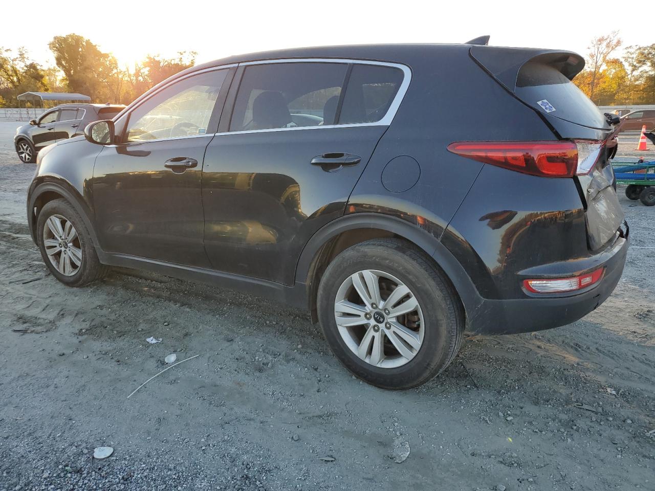 Kia Sportage Lx Image 2