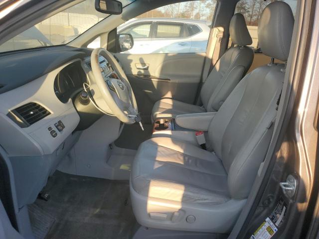 Toyota Sienna Xle Image 9