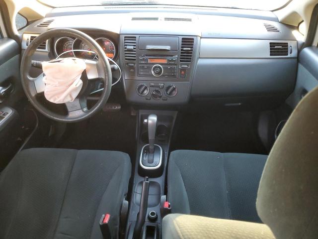 Nissan Versa S Image 8