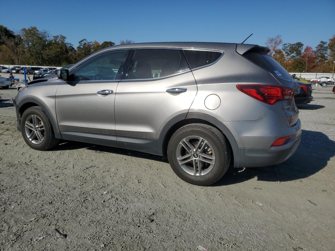 Hyundai SANTA FE Image 6
