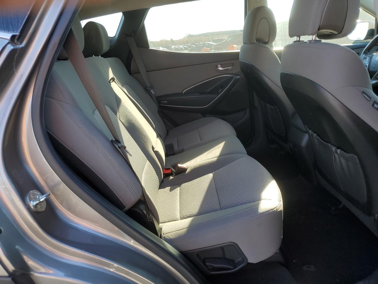 Hyundai SANTA FE Image 11