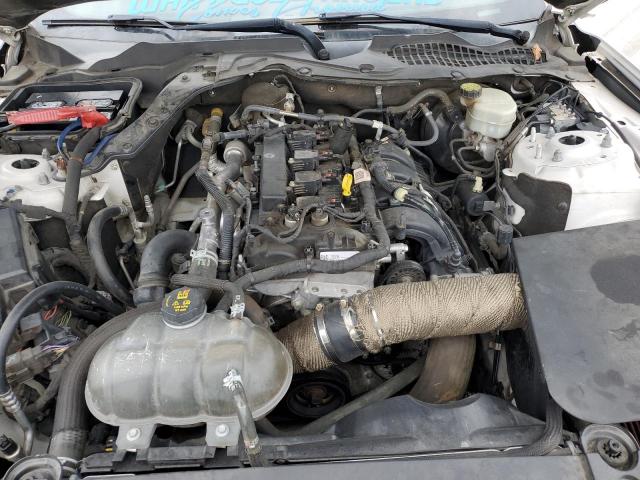 Ford Mustang Image 6