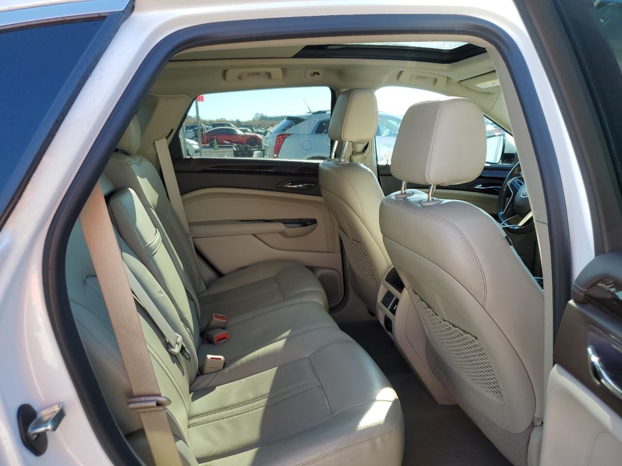 Cadillac SRX Luxury Collection Image 9