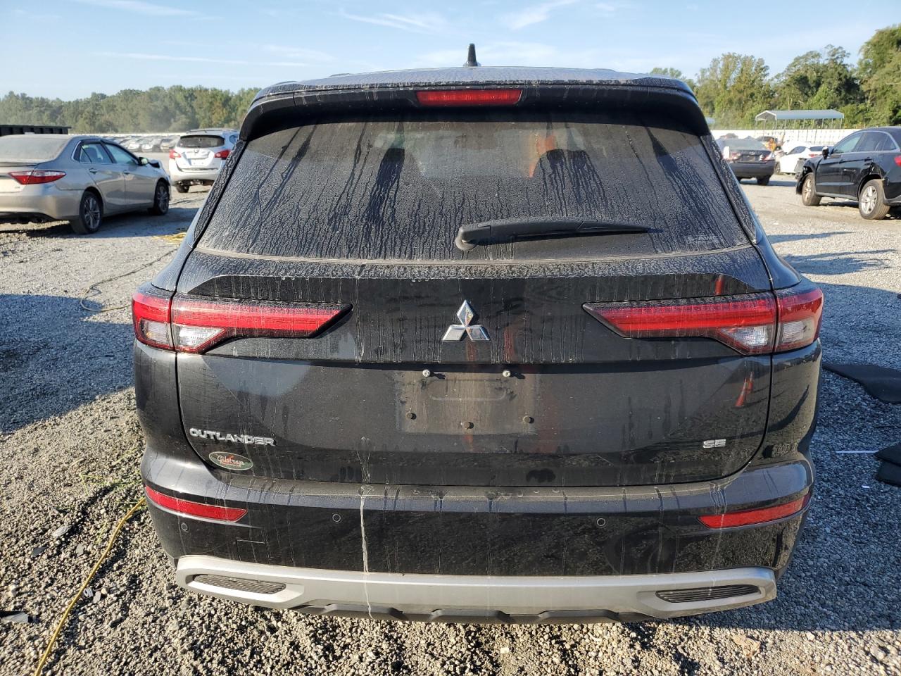 Mitsubishi Outlander Se Image 9