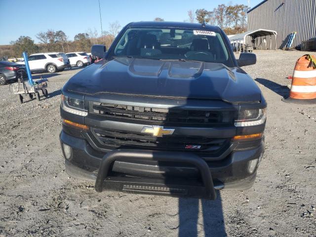 Chevrolet Silverado K1500 Lt Image 6