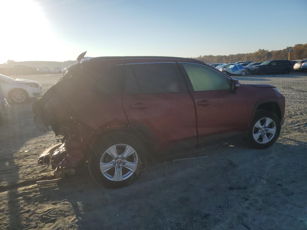 Toyota RAV4 Xle Image 11