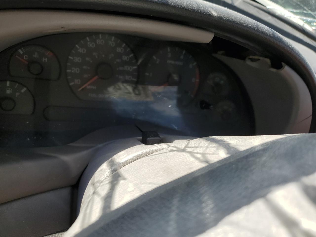 Ford Mustang Image 11