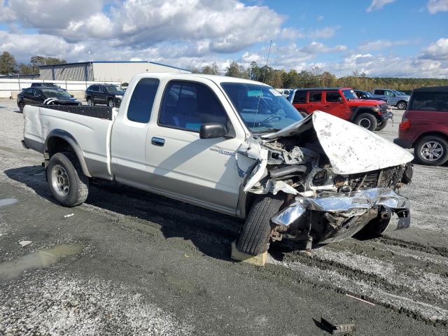 Toyota Tacoma Xtracab Image 6
