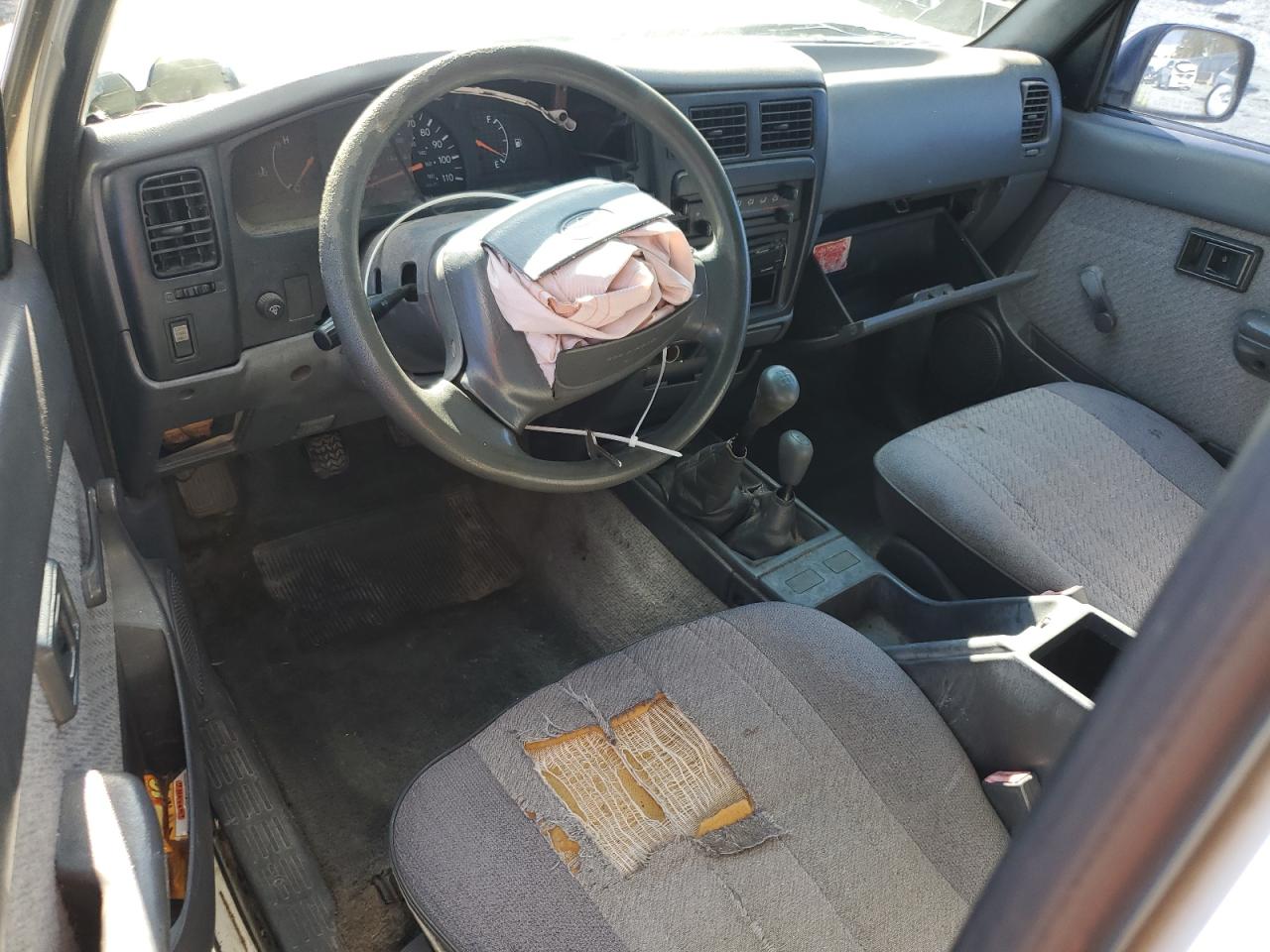 Toyota Tacoma Xtracab Image 5