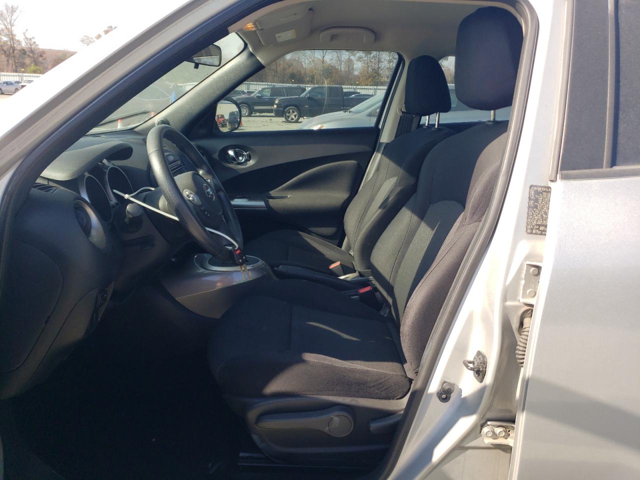 Nissan JUKE S Image 2